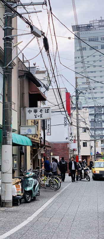 岡山駅西口周辺路地裏